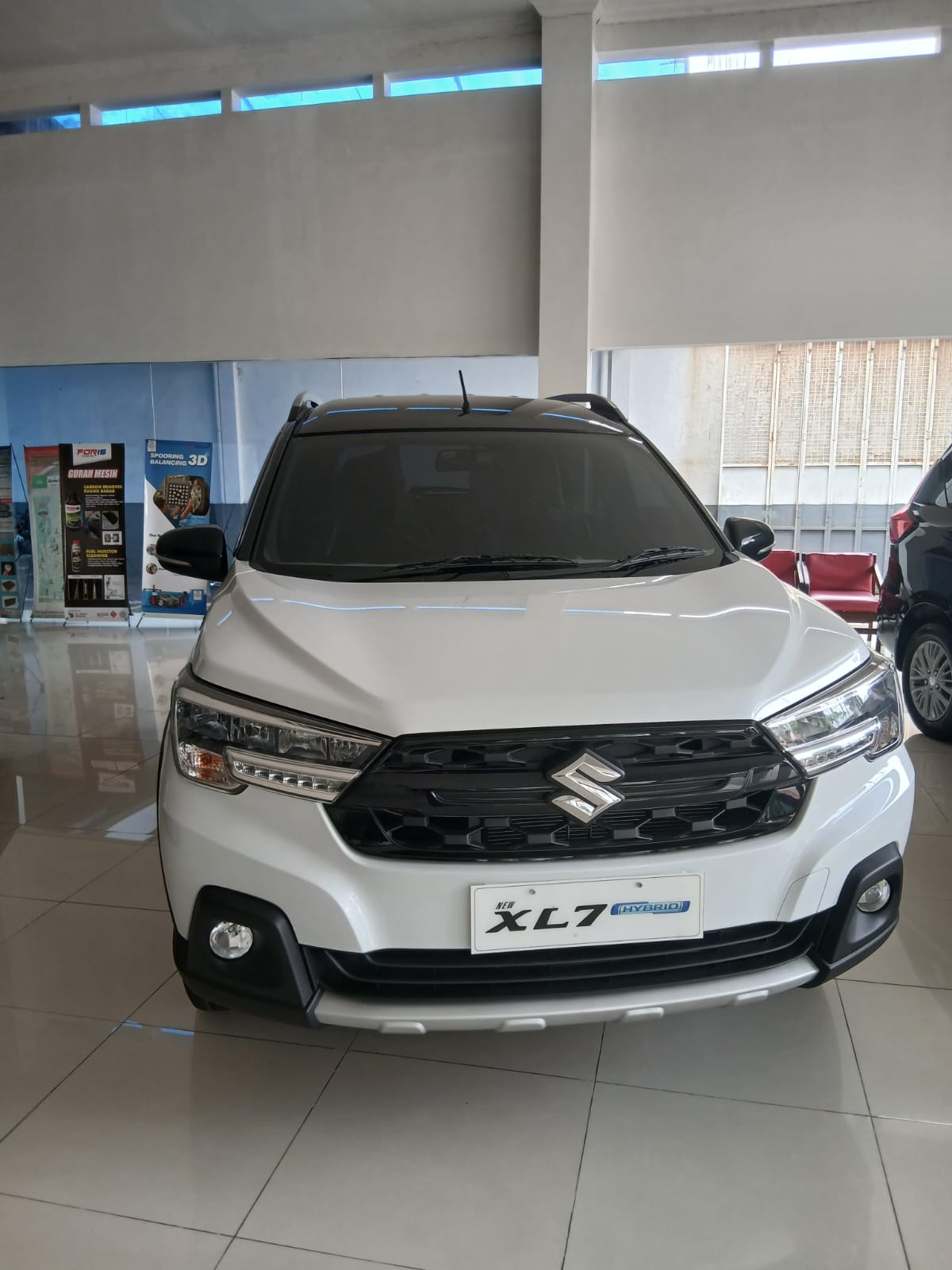 xl7 wht